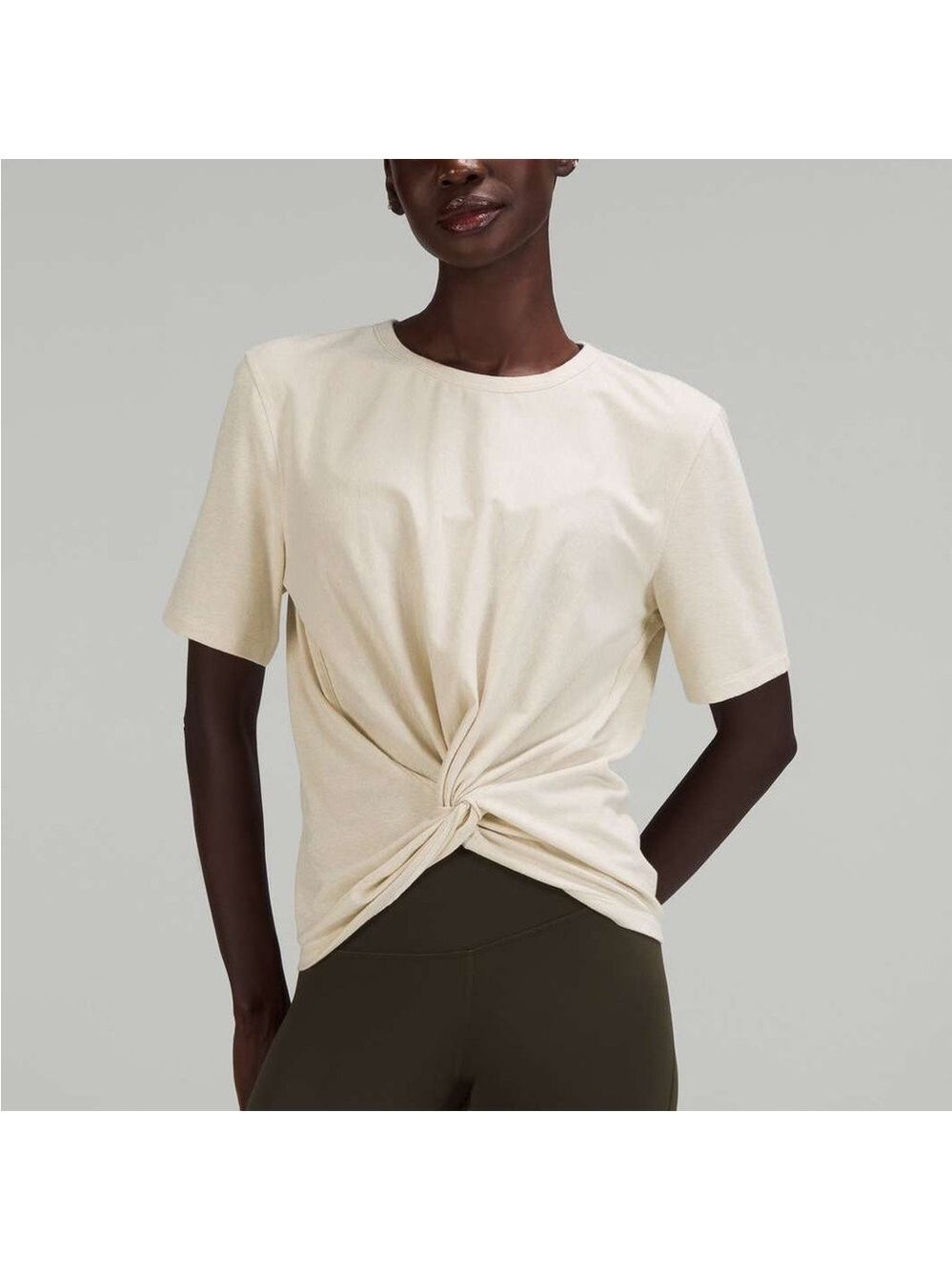 Lululemon Crescent T-Shirt in Spark Size 6